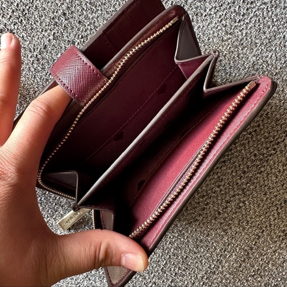 Kate Spade Wallet - Picture 6 of 6